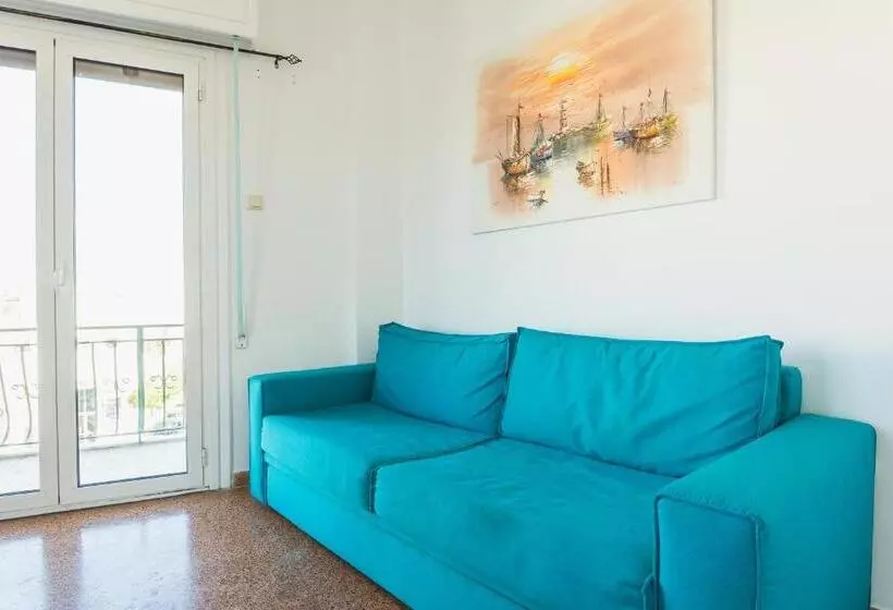 Super Paradise Apartments