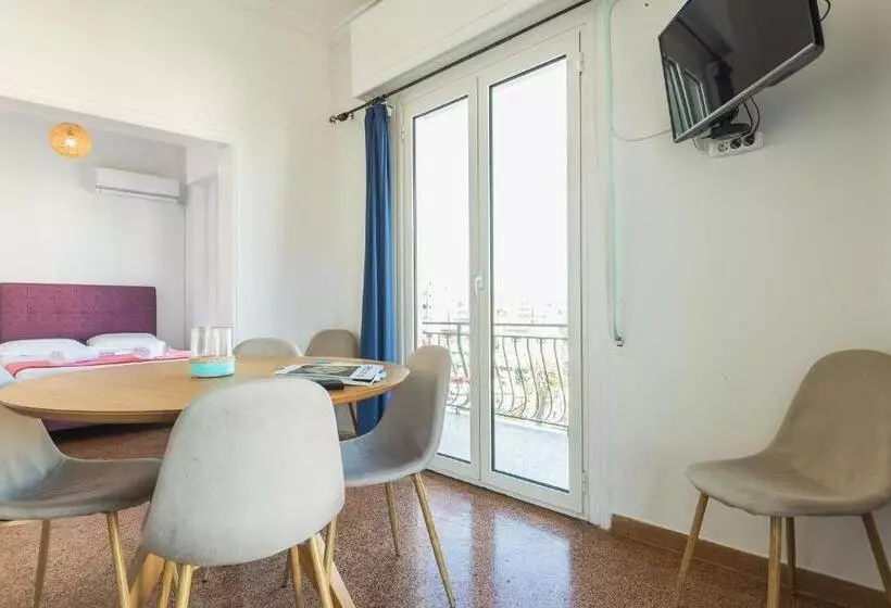 Super Paradise Apartments