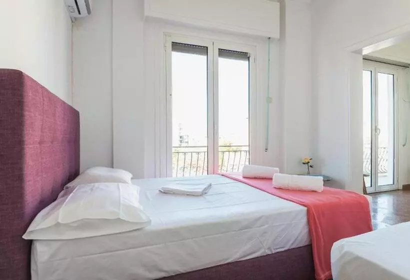 Super Paradise Apartments