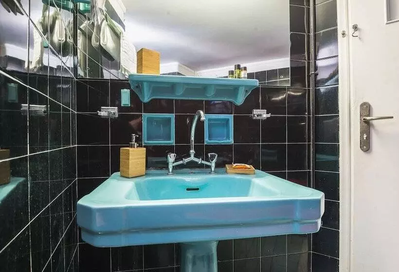 Super Paradise Apartments