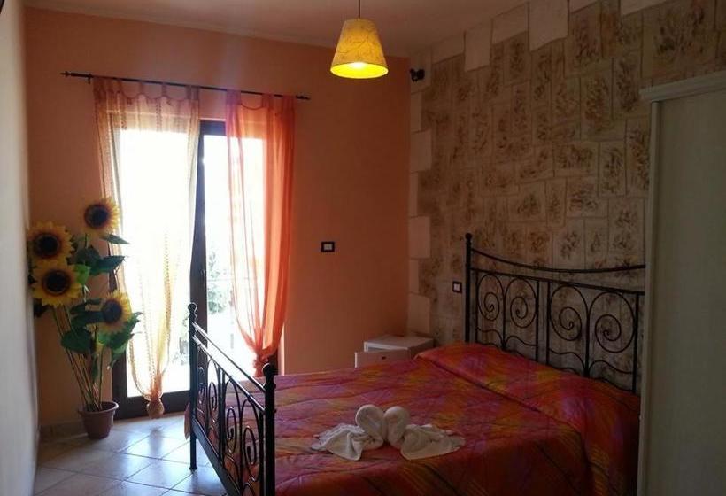 פונדק Pasquale A Mare