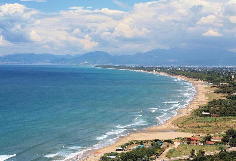 פונדק Pasquale A Mare