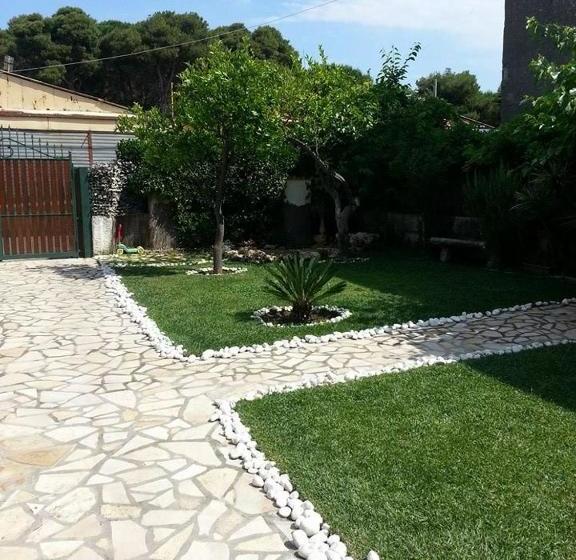 פונדק Pasquale A Mare