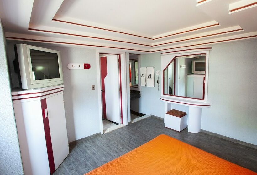 Отель Ancona   Adults Only