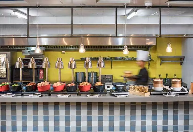 Hotelli Campanile Shanghai Jing An