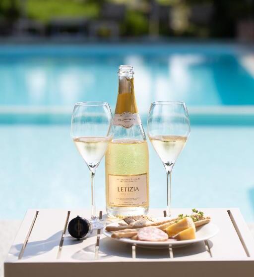 فندق ريفى Agriturismo La Torricella