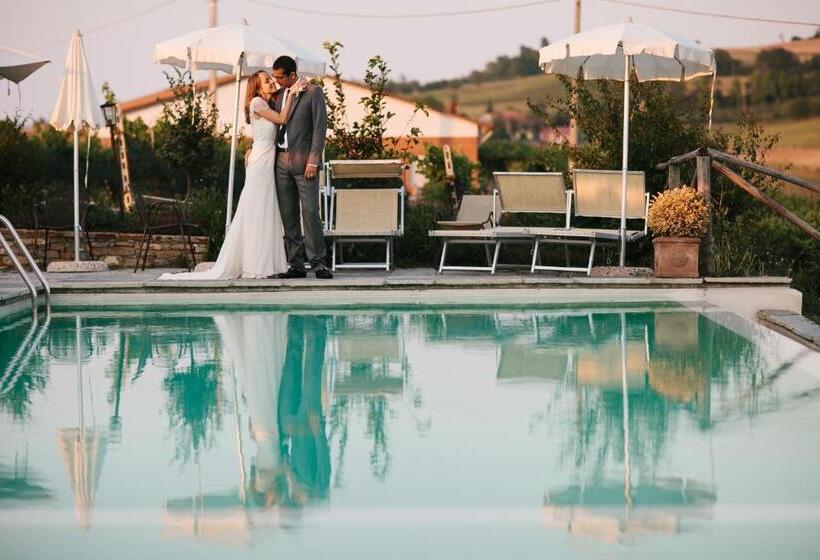 فندق ريفى Agriturismo La Torricella