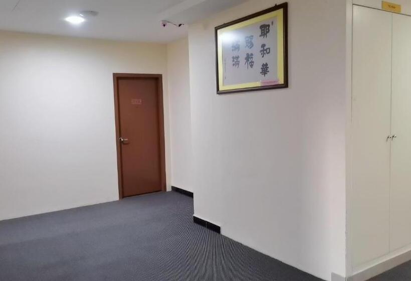 Отель Salim Room