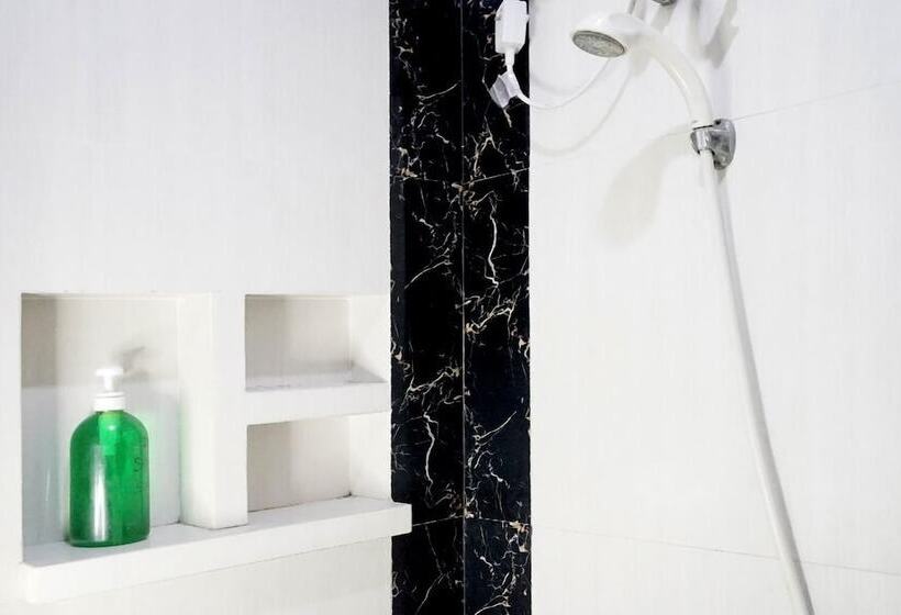 Pensjonat Tebet Utara Residence By Ruang Nyaman