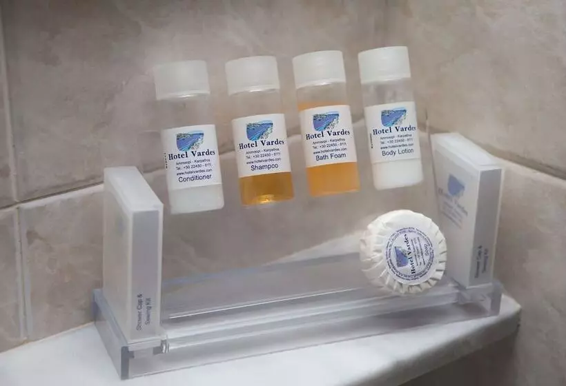 Vardes Hotel Studios