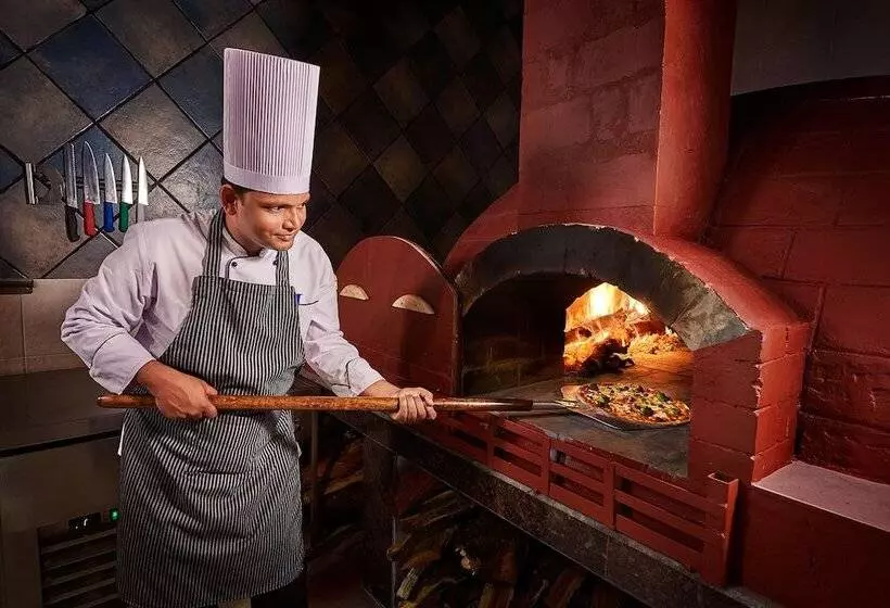 Hotelli Ziva Suites   A Boutique