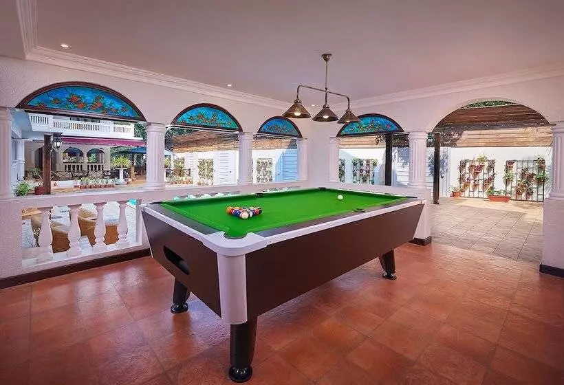 Hotelli Ziva Suites   A Boutique