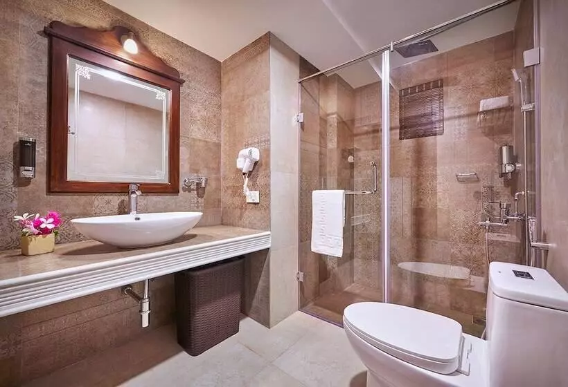 Hotelli Ziva Suites   A Boutique