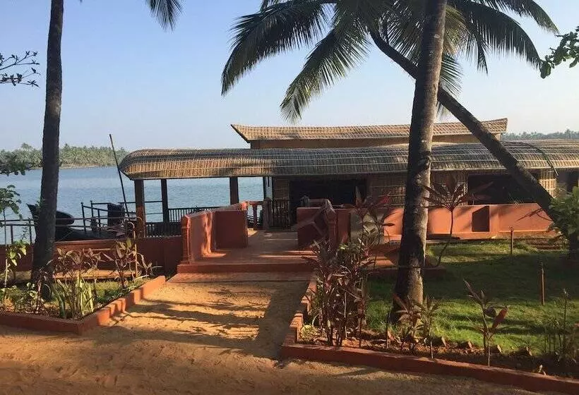 Lomakeskus Paradise Lagoon