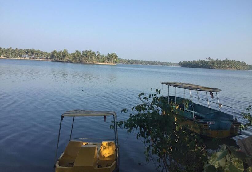 Resort Paradise Lagoon