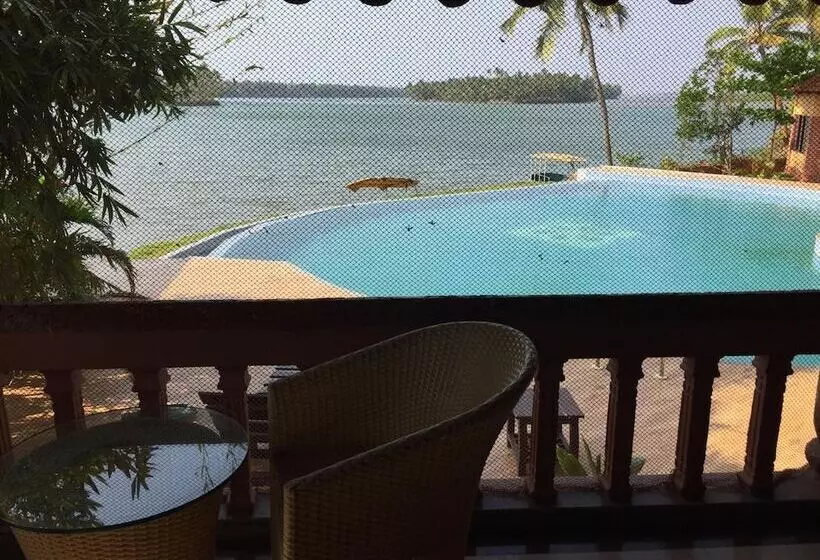 Lomakeskus Paradise Lagoon