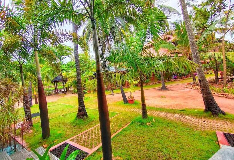 Resort Paradise Lagoon