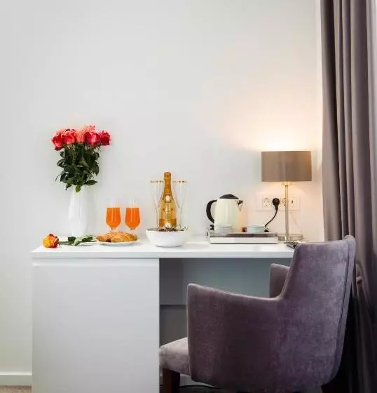 Pensió Dream Luxury Rooms