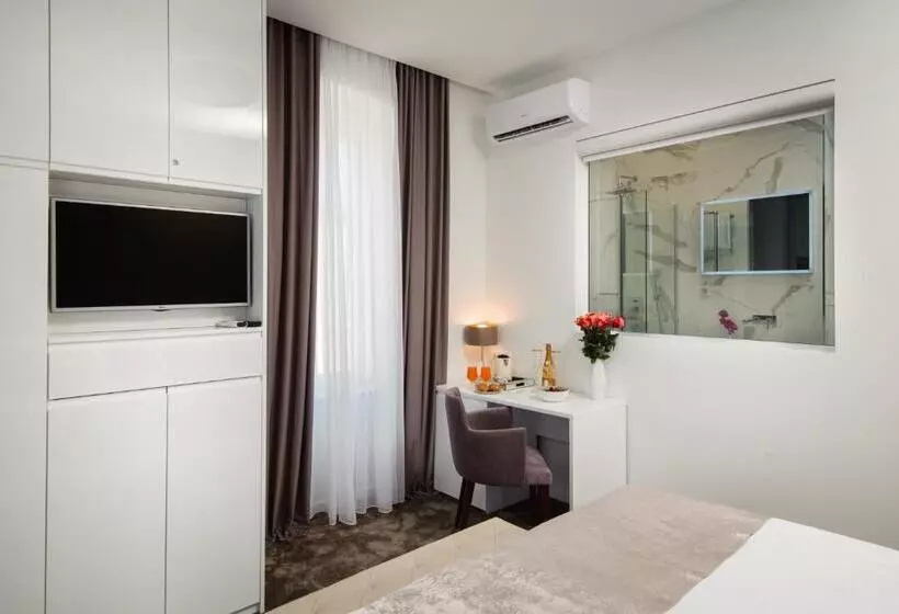 Pensió Dream Luxury Rooms