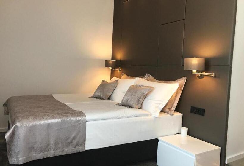 پانسیون Dream Luxury Rooms