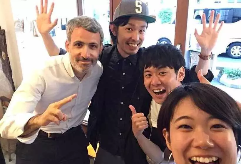 Tomarigi Hostel Cafe Bar