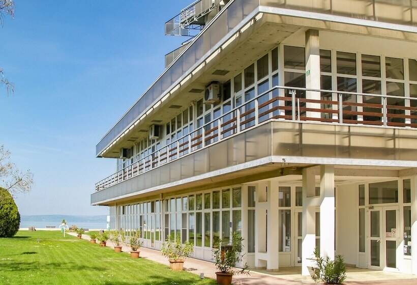 Világos Hotel Balatonvilágos
