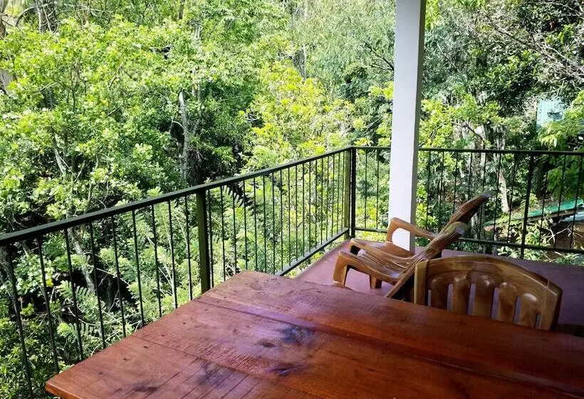 ホテル Ella 100 View Cottage