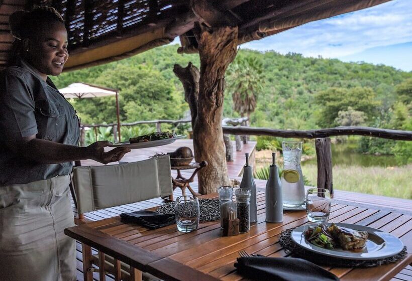 Отель Kaingo Game Reserve