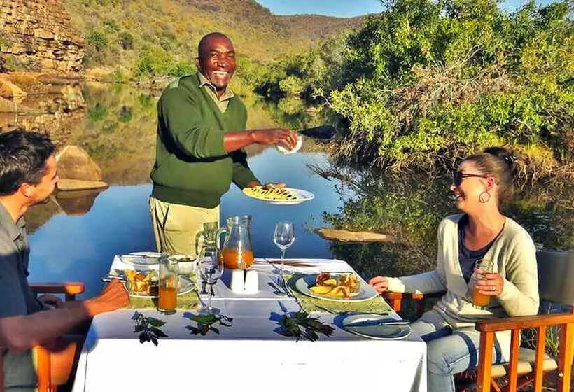 Hotelli Kaingo Game Reserve