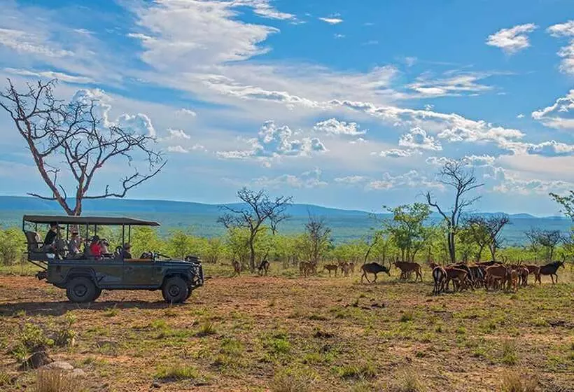 Hotelli Kaingo Game Reserve