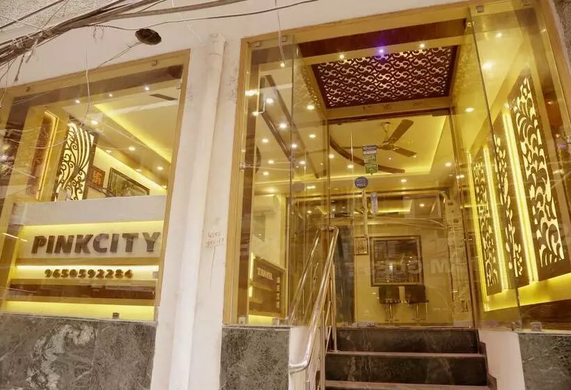 هتل Pink City By Comfort Rooms