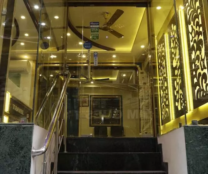 هتل Pink City By Comfort Rooms