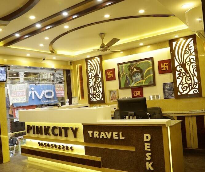 ホテル Pink City By Comfort Rooms