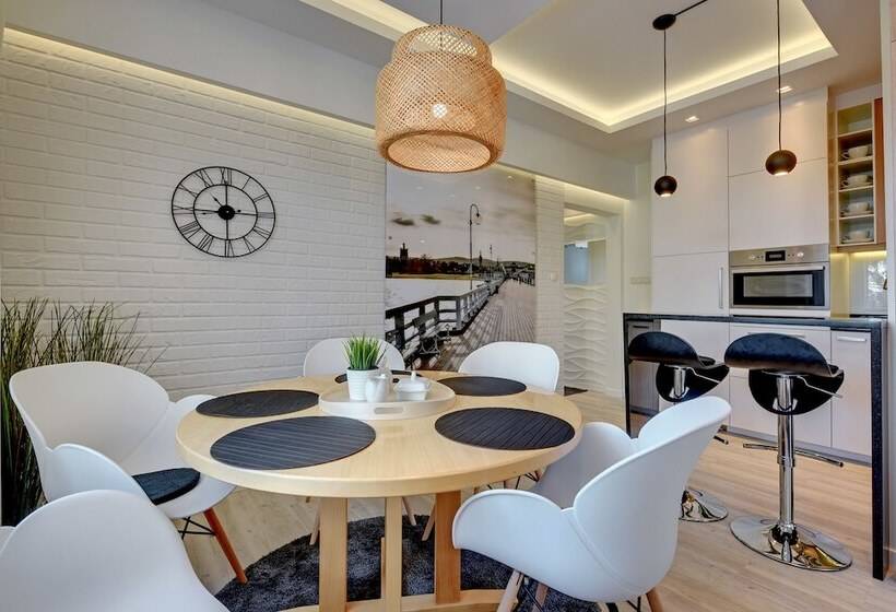 Lion Apartments Nemo Family House 3 Min From The Beach