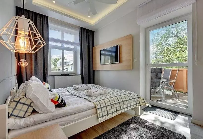 Lion Apartments Nemo Family House 3 Min From The Beach