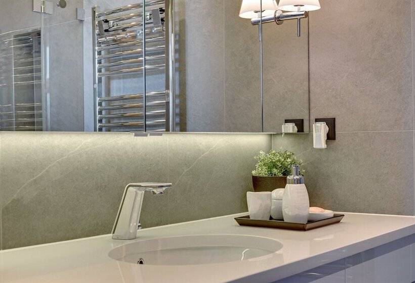 Lion Apartments Nemo Family House 3 Min From The Beach