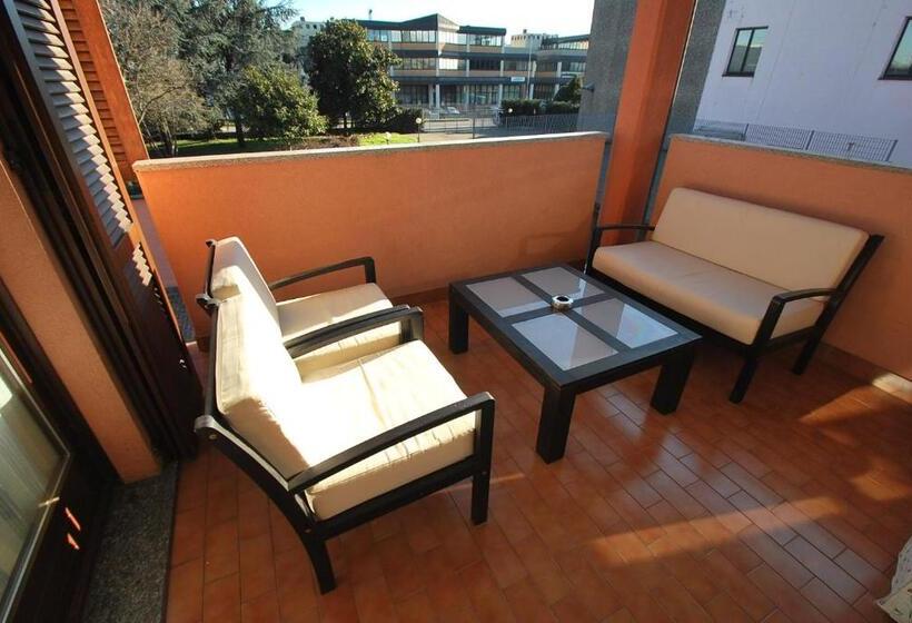 بنسيون Il Piccolo Golf