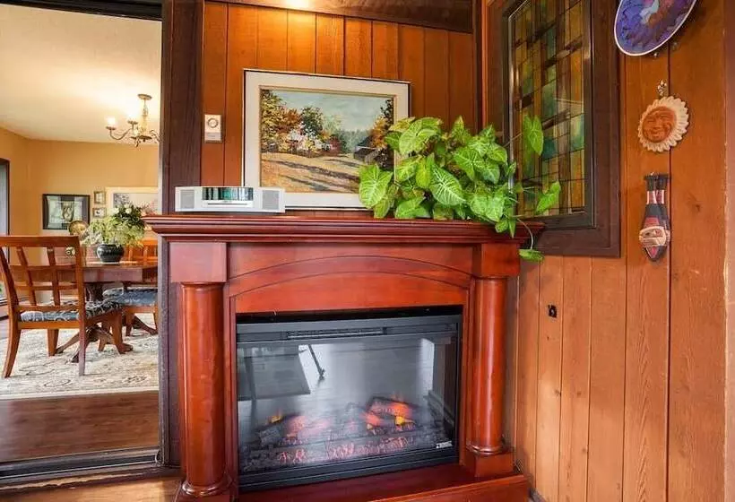 Aamiaismajoitus (B&B) Coles Bay Vacation Retreat