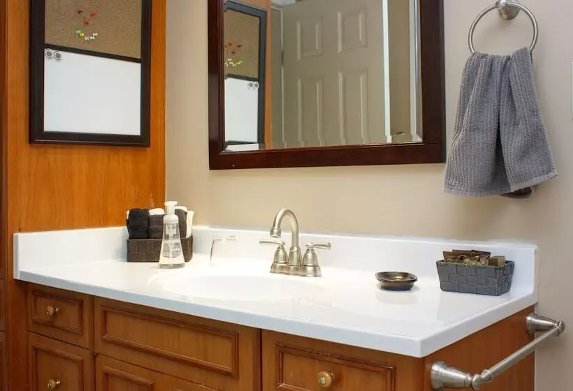 Aamiaismajoitus (B&B) Coles Bay Vacation Retreat