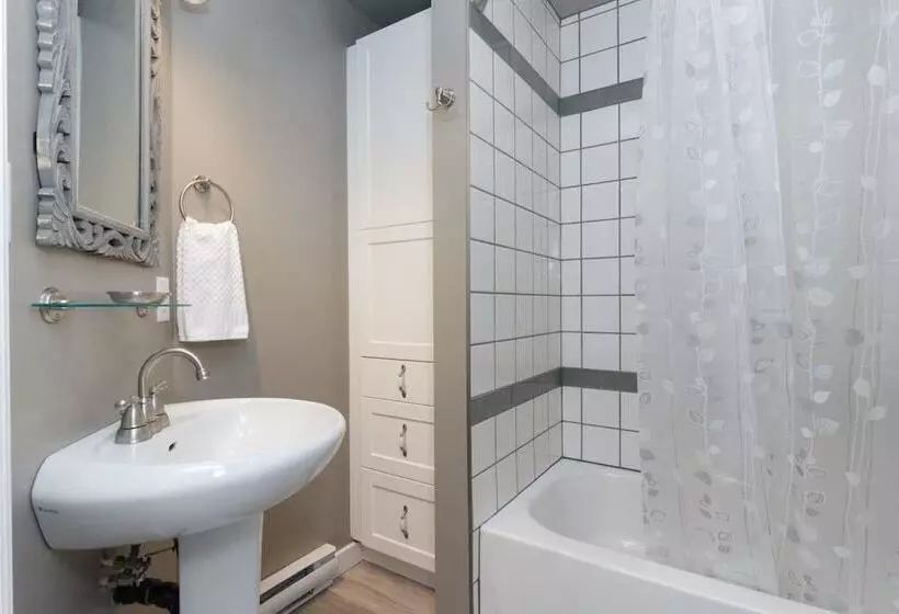 Aamiaismajoitus (B&B) Coles Bay Vacation Retreat