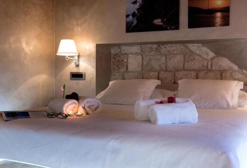 تختخواب و صبحانه Villa Luna Trogir