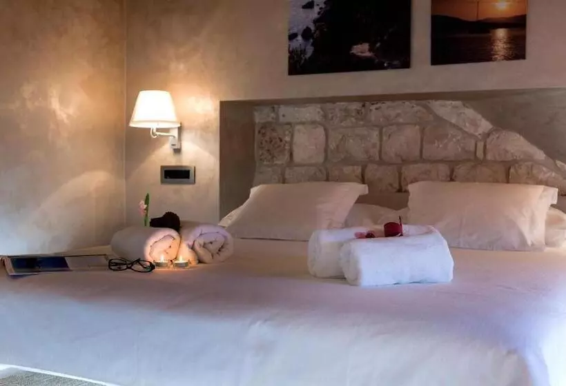 تختخواب و صبحانه Villa Luna Trogir