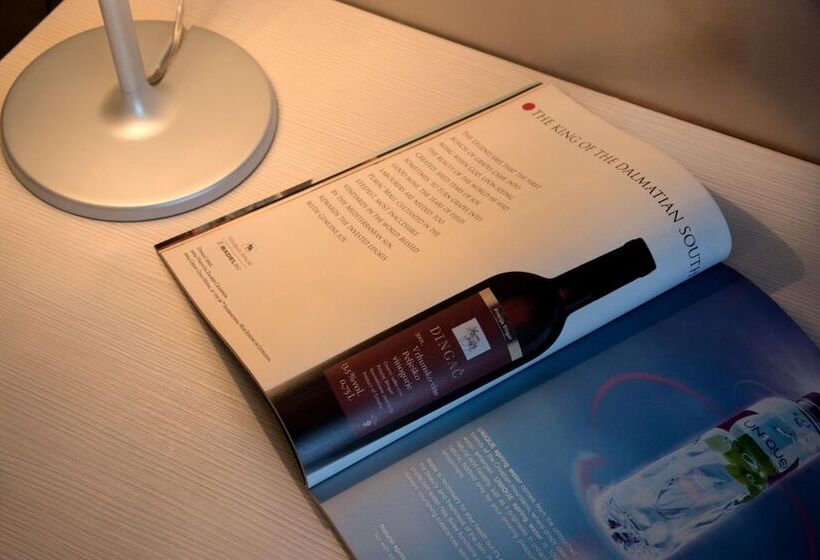 تختخواب و صبحانه Villa Luna Trogir