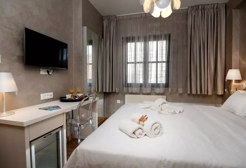 تختخواب و صبحانه Villa Luna Trogir