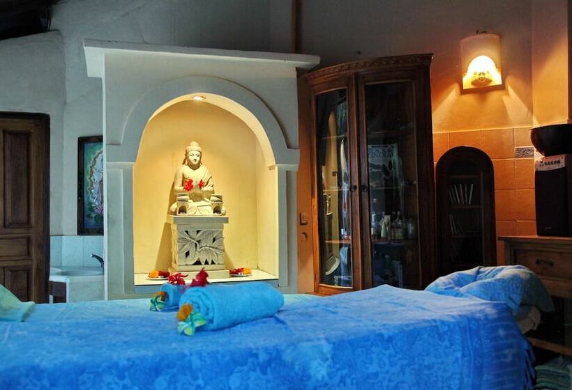 Hotel Felicianas Resort