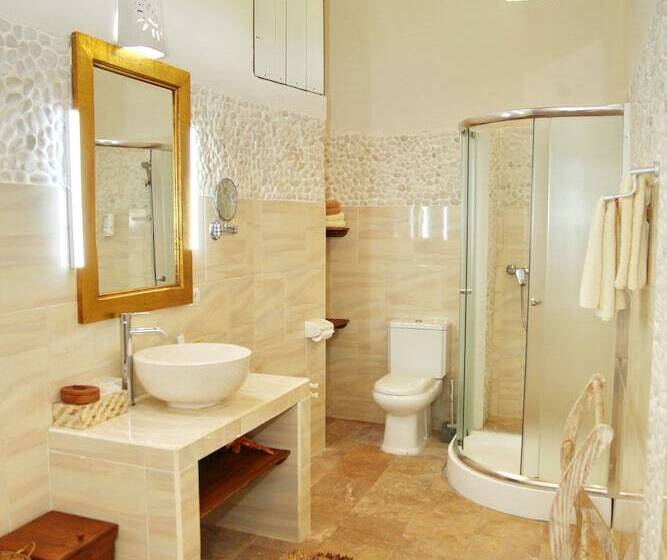 Hotel Felicianas Resort