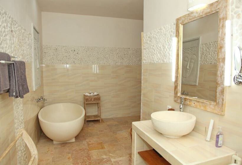 Hotel Felicianas Resort