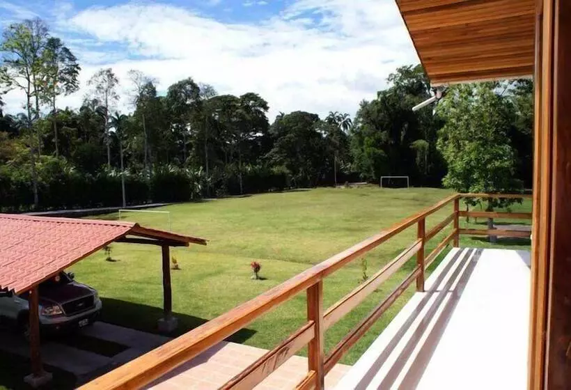 ホテル Hosteria Farallon