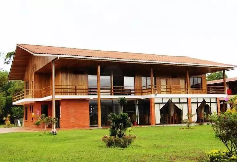 ホテル Hosteria Farallon