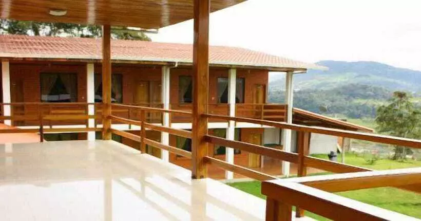 ホテル Hosteria Farallon